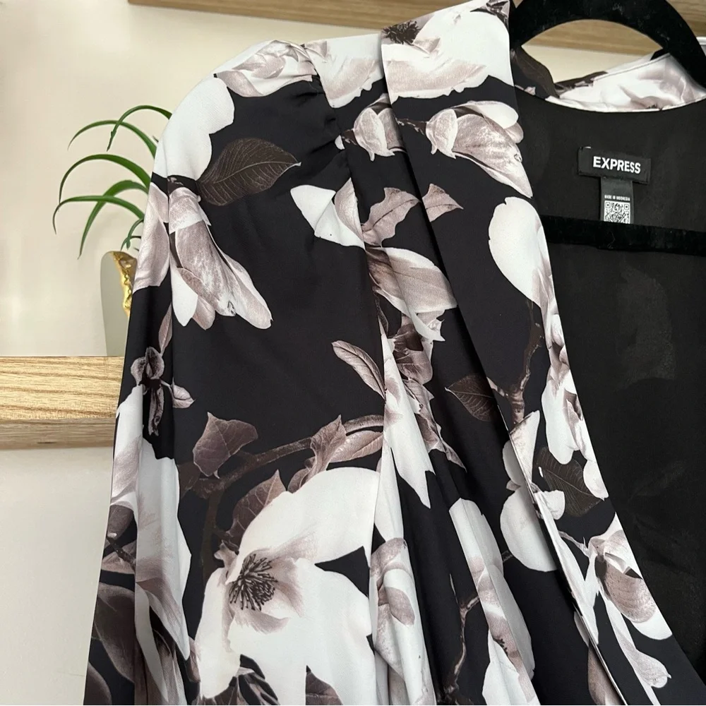 Express Floral Tie Waist Long Sleeve Dress - Picture 5 of 8